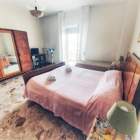 城市客房旅馆 马泰拉 外观 照片