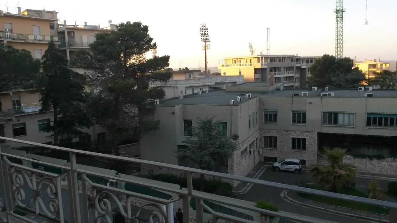 城市客房旅馆 马泰拉 外观 照片