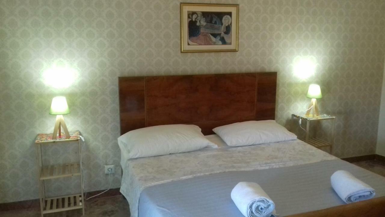 城市客房旅馆 马泰拉 外观 照片